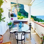 Scala Fenicia 14 By Caprirooms