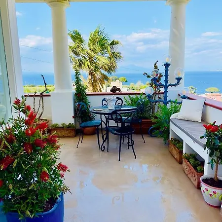 Bed & Breakfast Scala Fenicia 14 By Caprirooms