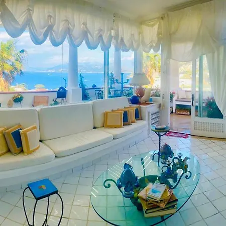 Bed & Breakfast Scala Fenicia 14 By Caprirooms *