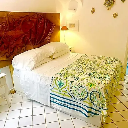 Scala Fenicia 14 By Caprirooms Couette-café 4*